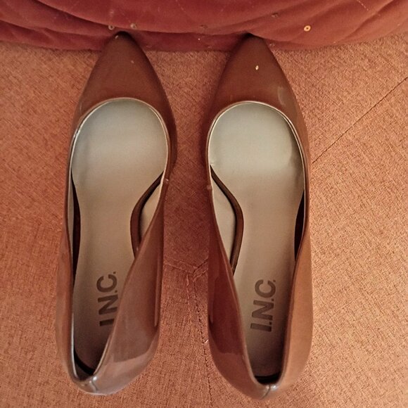 INC International Concepts Zitah Pointed-toe Patent Leather Pumps 3" Heel - Picture 6 of 6